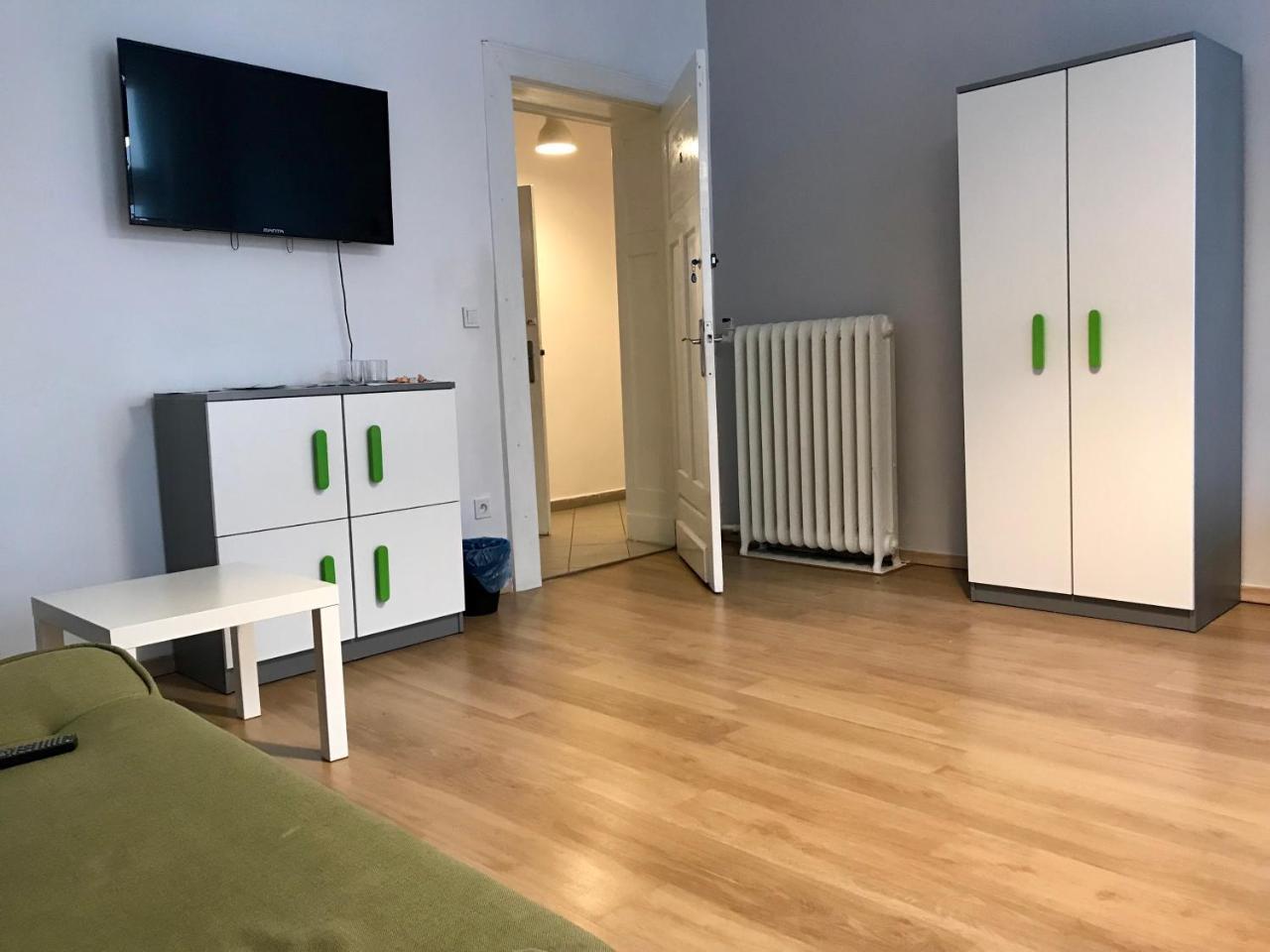 Green Hostel Познань Экстерьер фото
