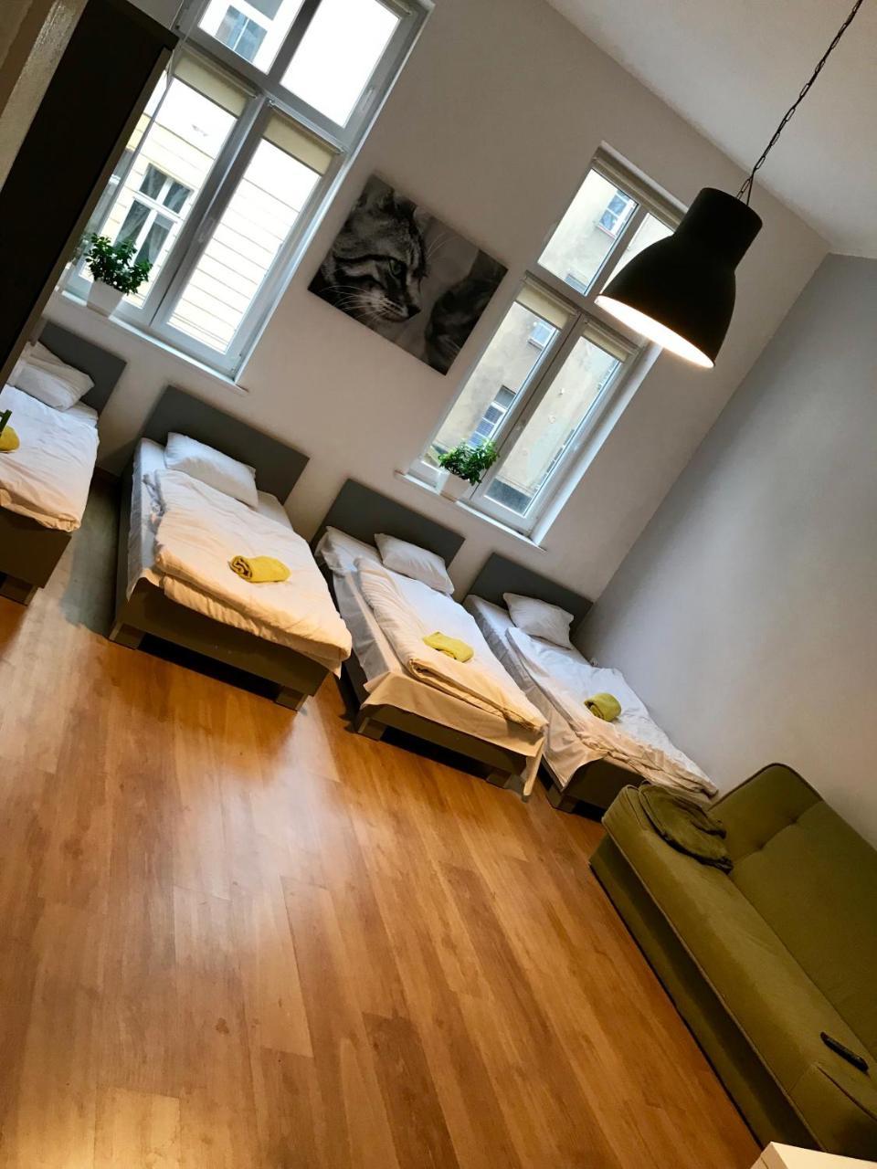 Green Hostel Познань Экстерьер фото