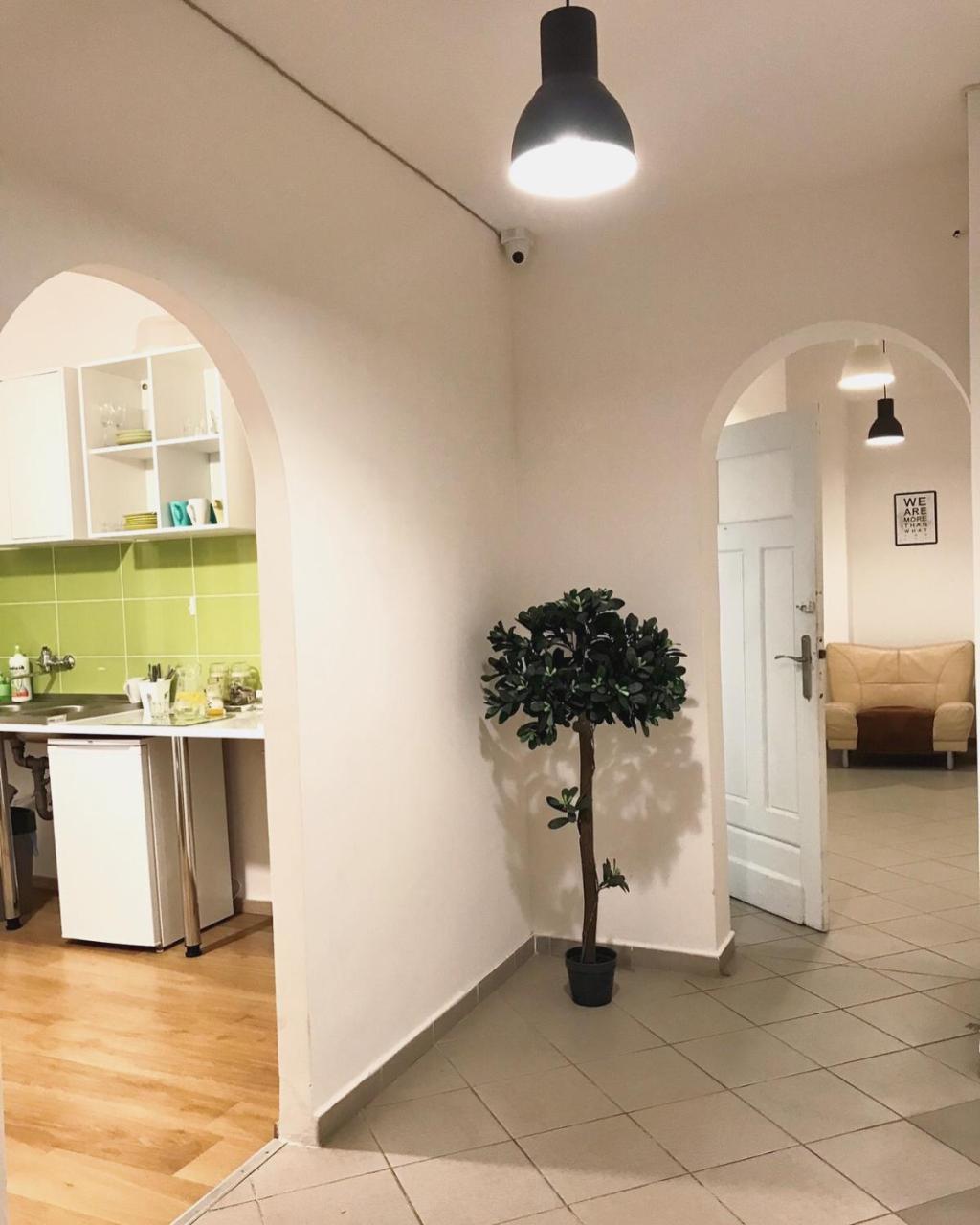 Green Hostel Познань Экстерьер фото