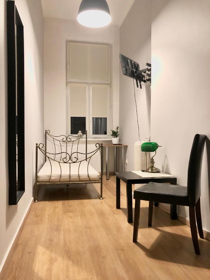 Green Hostel Познань Экстерьер фото